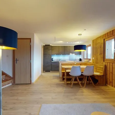 Apartmán Cozy In Veysonnaz, Close To The Slopes Of The 4 Valleys